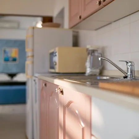 招待所 Rivamare - 罗维尼