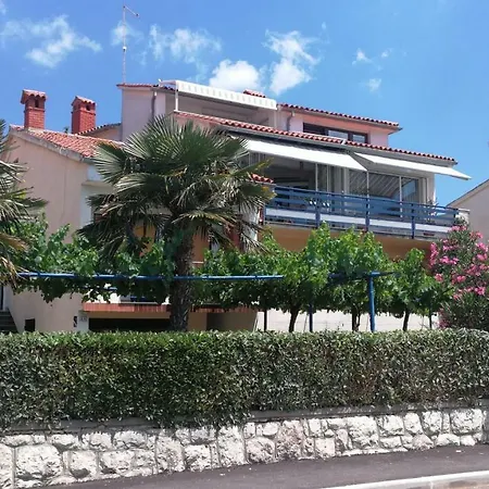 Guest house Rivamare - 3*