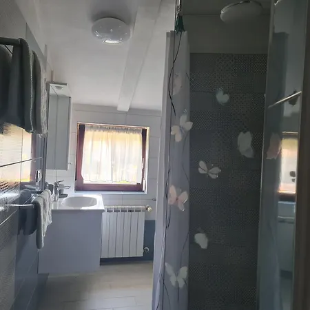 Guest house Rivamare - *
