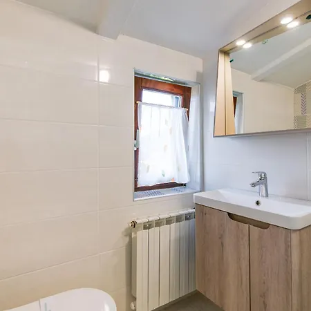 Rivamare - Guest house *